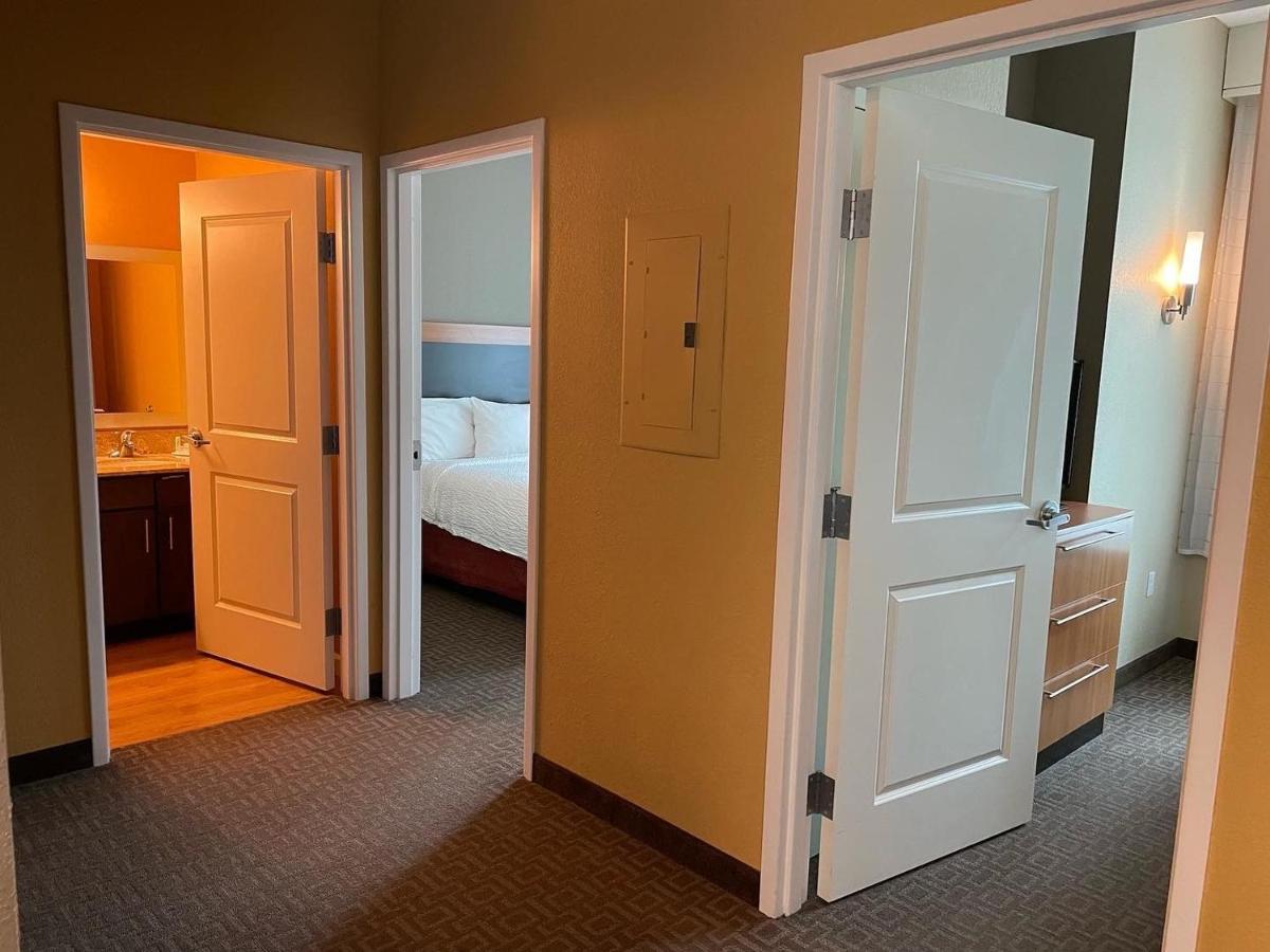 Towneplace Suites Orlando At Flamingo Crossings Town Center/Western Entrance Bay Lake Ngoại thất bức ảnh